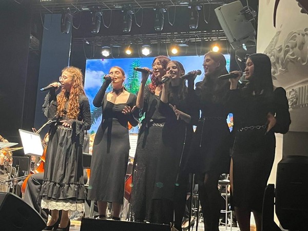 Отчётный концерт отделения эстрадного пения