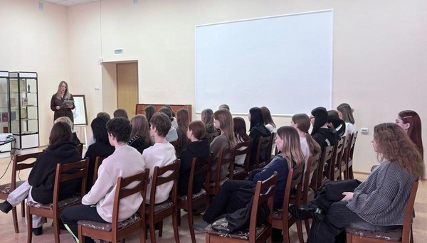 «Силуэт Серебряного века»