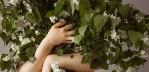 Открытие групповой терапевтической выставки «Возрождение жизни»