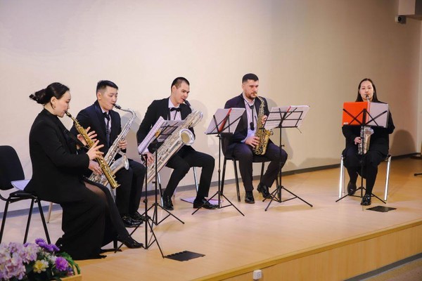 Концерт «Что такое трио? И что умеет саксофон?»