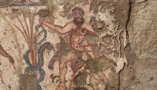 Выставка «Склеп Геракла»