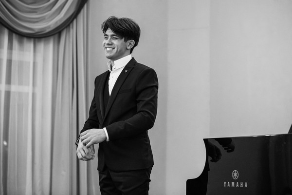 Джордж Харлионо