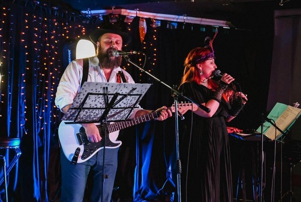 Квартирник «Дворцовый тыц-тыдыц»