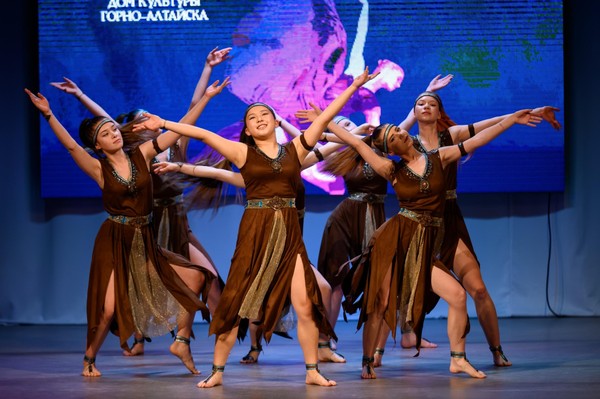 Концерт «Весенняя мозаика»