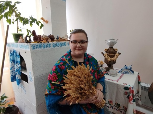 Этнографическая программа «Под русской крышей: мир наших предков»