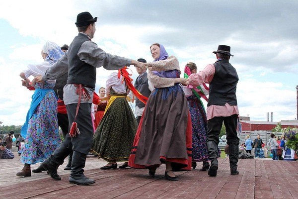 Программа «Ансамбль Karjala танцует 65-летие!»