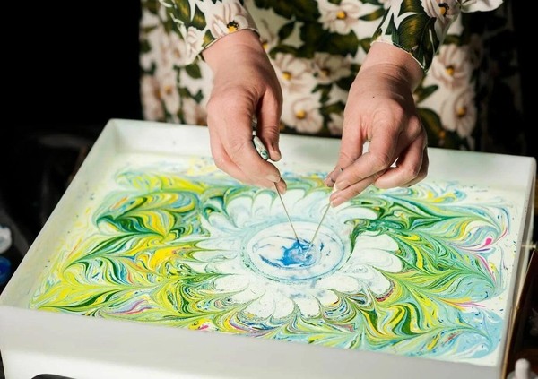 Мастер-класс «Рисование на воде в технике Эбру»