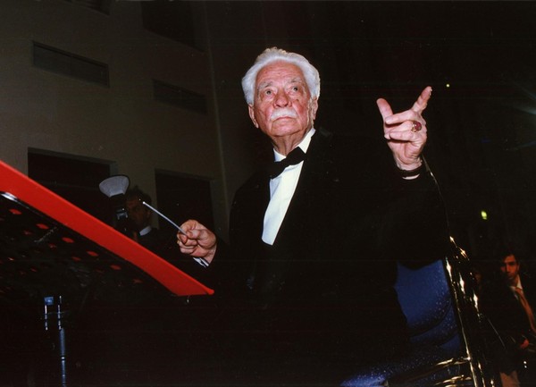 Литературно-музыкальная гостиная «Человек-оркестр»