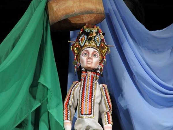 Трансляция записи спектакля «Медведь-жених»