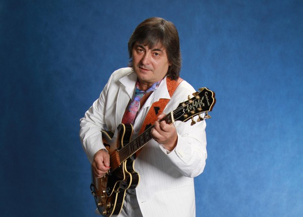 Музыкальный, литературный вечер «Корабль жизни вдаль меня несет»