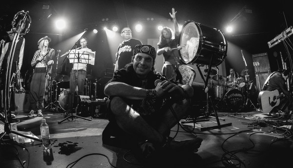 Ростислав Чебыкин и «4𝜋-бэнд»