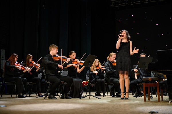 Отчётный концерт ДШИ √18 Часть 1