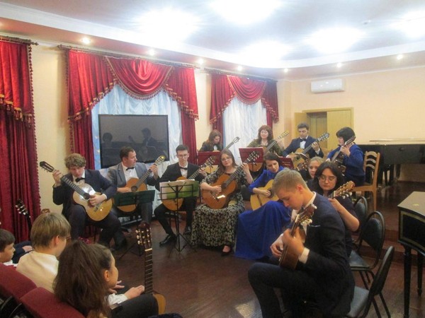 Отчетный концерт класса гитары