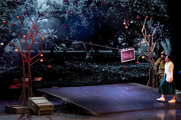 Спектакль «Возвращайся в Яблочный Спас»