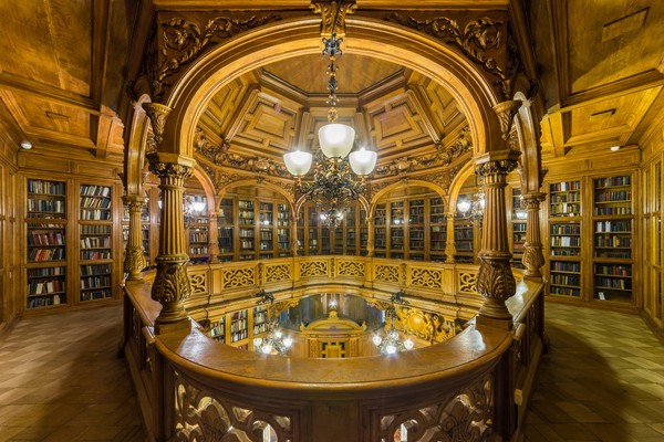 Владимирский дворец: парадные залы и личные покои Романовых