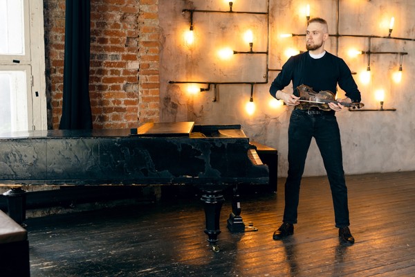 Александр Демидов