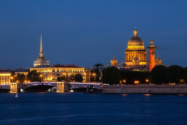 Северные острова, Финский залив и развод мостов на теплоходе