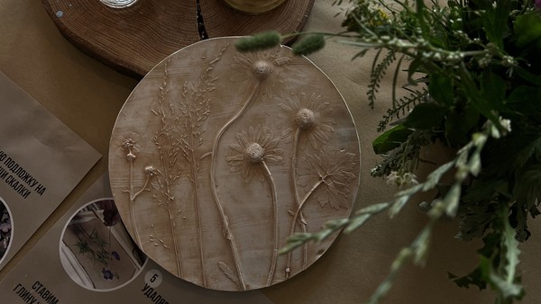 Ботанический барельеф