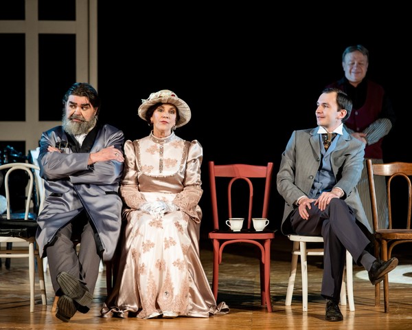 Спектакль «Лариса»