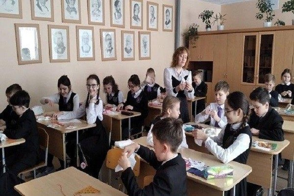 Фольклорный час «Куколка на счастье»