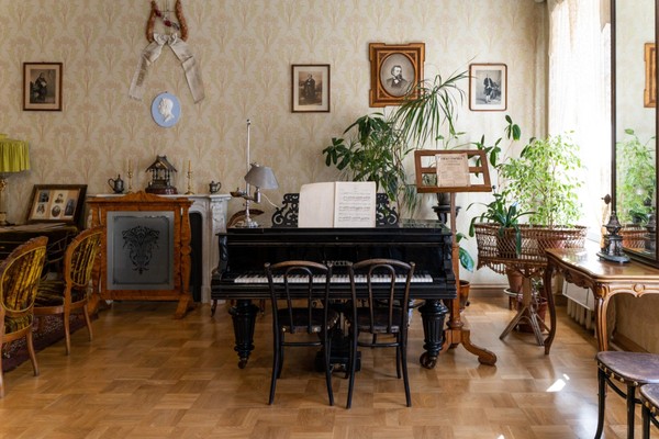 Обзорная экскурсия по Мемориальному музею-квартире Н. А. Римского-Корсакова