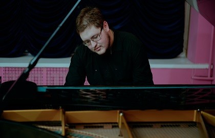 «Душа Рахманинова». Виртуоз ХХI века Антон Самсонов (фортепиано)