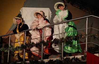 Под небом Парижа