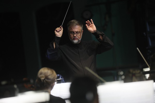 Симфонические встречи с главным дирижёром. Сказочный мир русских композиторов