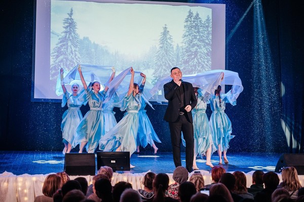 Концерт «Старые песни о главном. Весеннее настроение»