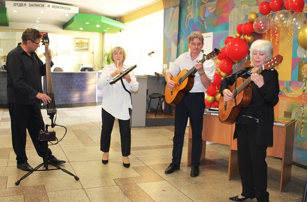 Концерт «Гитара и перо»