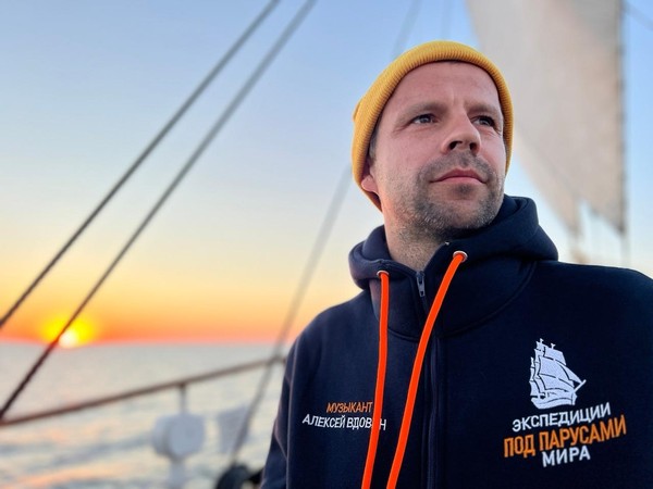 Концерт «Под парусами Мира»