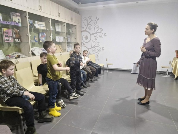 Познавательный этномарафон «Узоры дружбы: путешествие по орнаментам народов России»