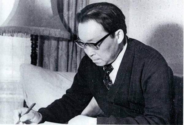 Спектакль «Не сворачивая с прямой дороги»