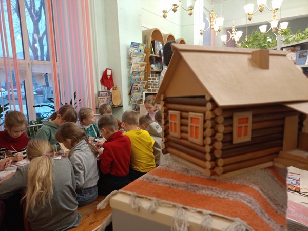 Познавательно-игровая программа «Страна одна – народов много»