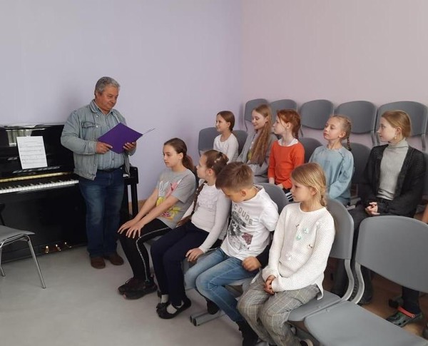 Классный час «Мобильный «мобильник»: история изобретения»