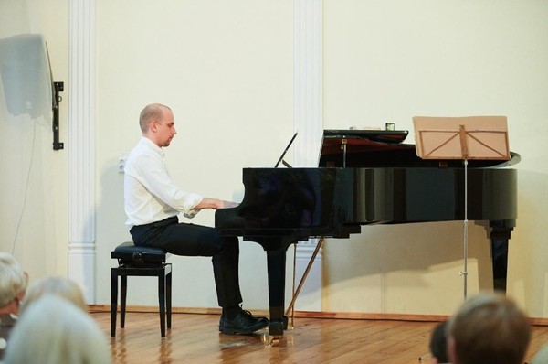 Концерт «Джаз-кроссовер в Дубровицах. На перекрестке стилей»