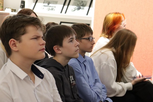 Медиапрактикум «Создай свой первый ролик-рилс. Видеомонтаж в CapCut»