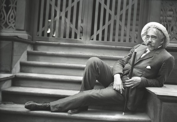 Спектакль «Пометки синим карандашом»