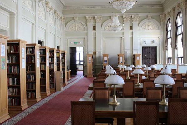 Обзорная экскурсия «Историческая библиотека: прошлое и настоящее»