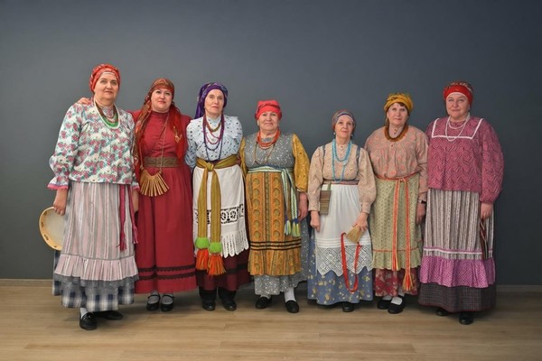 Концерт«Из-под камушка, из-под серыва...»