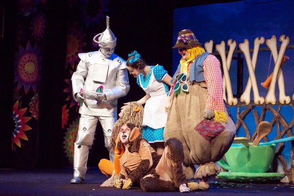 Спектакль «Волшебник Изумрудного города»