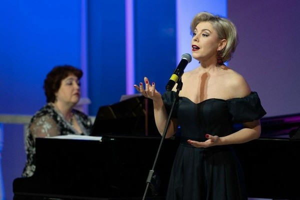 Концерт «Дивы русского романса. Мадам Аншлаг. Изабелла Юрьева»