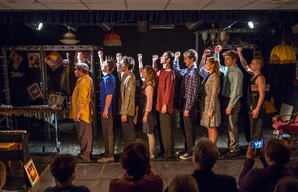 Мама меня любит. АЯтеатр