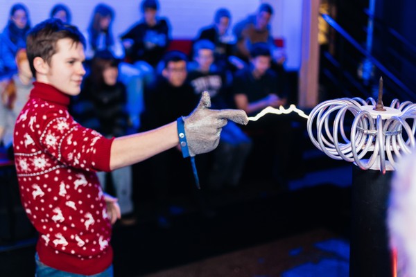 «Электрошоу» + «Открытка с подсветкой»