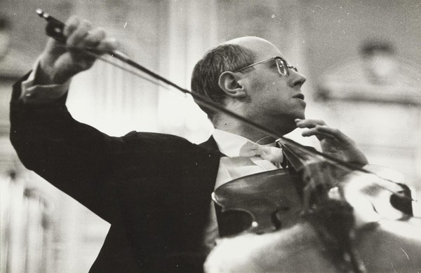 Концерт-лекция «Человек в очках, или Забавные истории из жизни Мстислава Ростроповича»