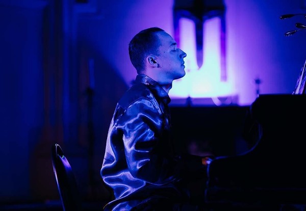 Рояль-орган шоу: Раймонд Паулс