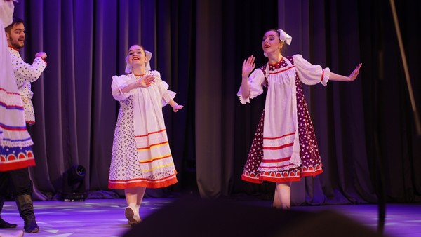 Ансамбль песни и танца «Метелица»