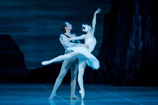 Лебединое озеро