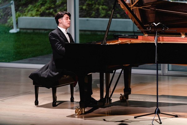 Сольный концерт Джорджа Харлионо