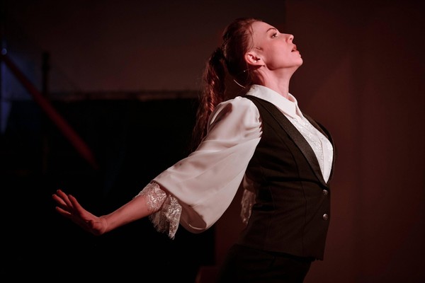 Моноспектакль «Цветаева. С просьбой о любви»